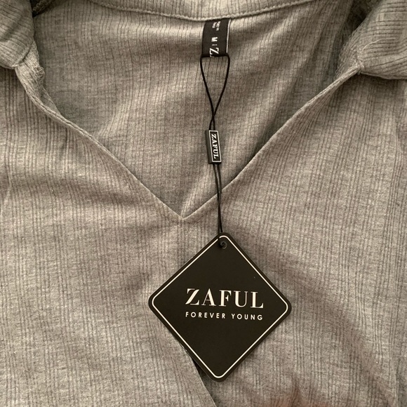 Zaful Grey Ribbed Collared T-shirt - Picture 4 of 4